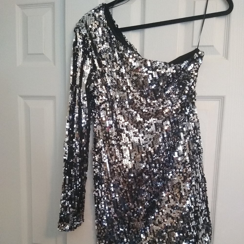 Cosmopolitan x Dress